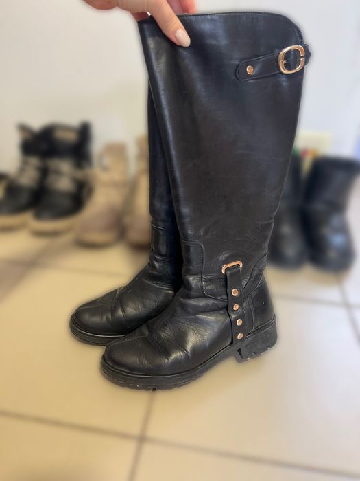 Продається жіноче взуття