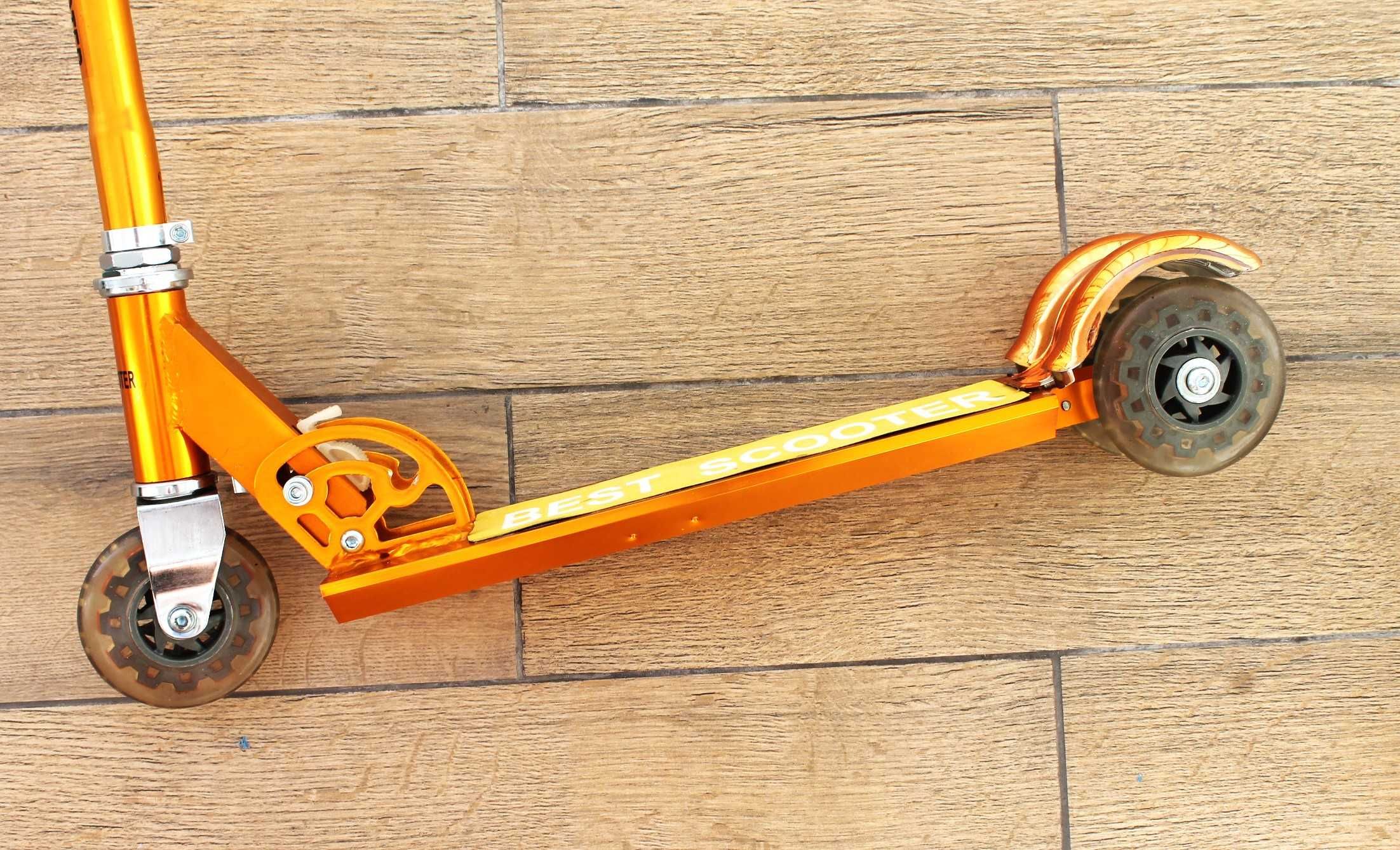 HULAJNOGA trójkołowa dla dzieci SCOOTER  w kolorze złotym  WYPRZEDAŻ