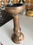 Candelabro de madeira