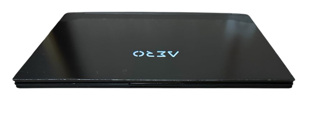 Gigabyte Aero i7-11800H 8ядер/RTX 3060 6gb/16gb ddr4/512gb ssd/4K UHD