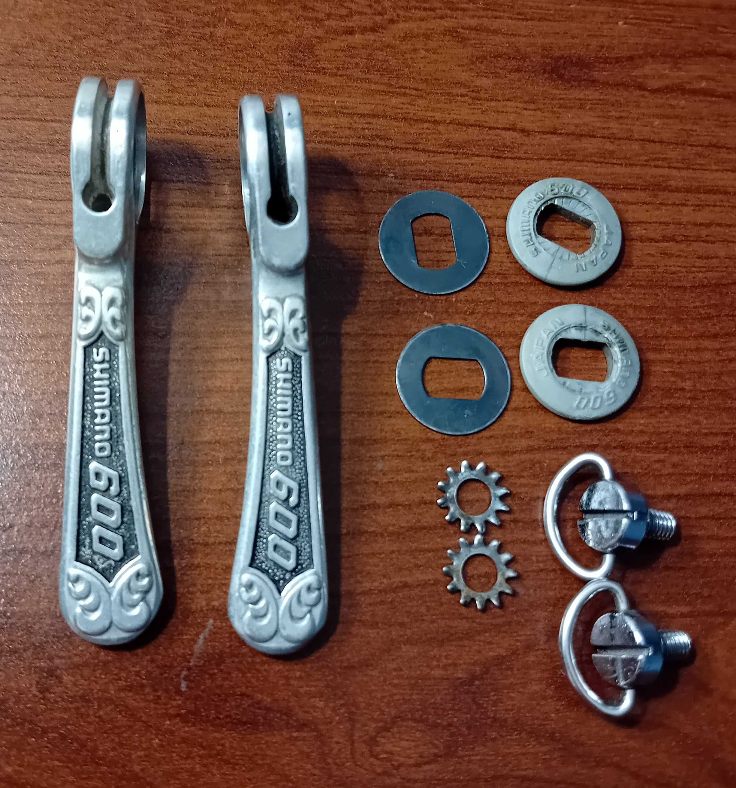 Manetki,dźwignie przerzutek Shimano 600 Arabesque / RETRO,VINTAGE /.