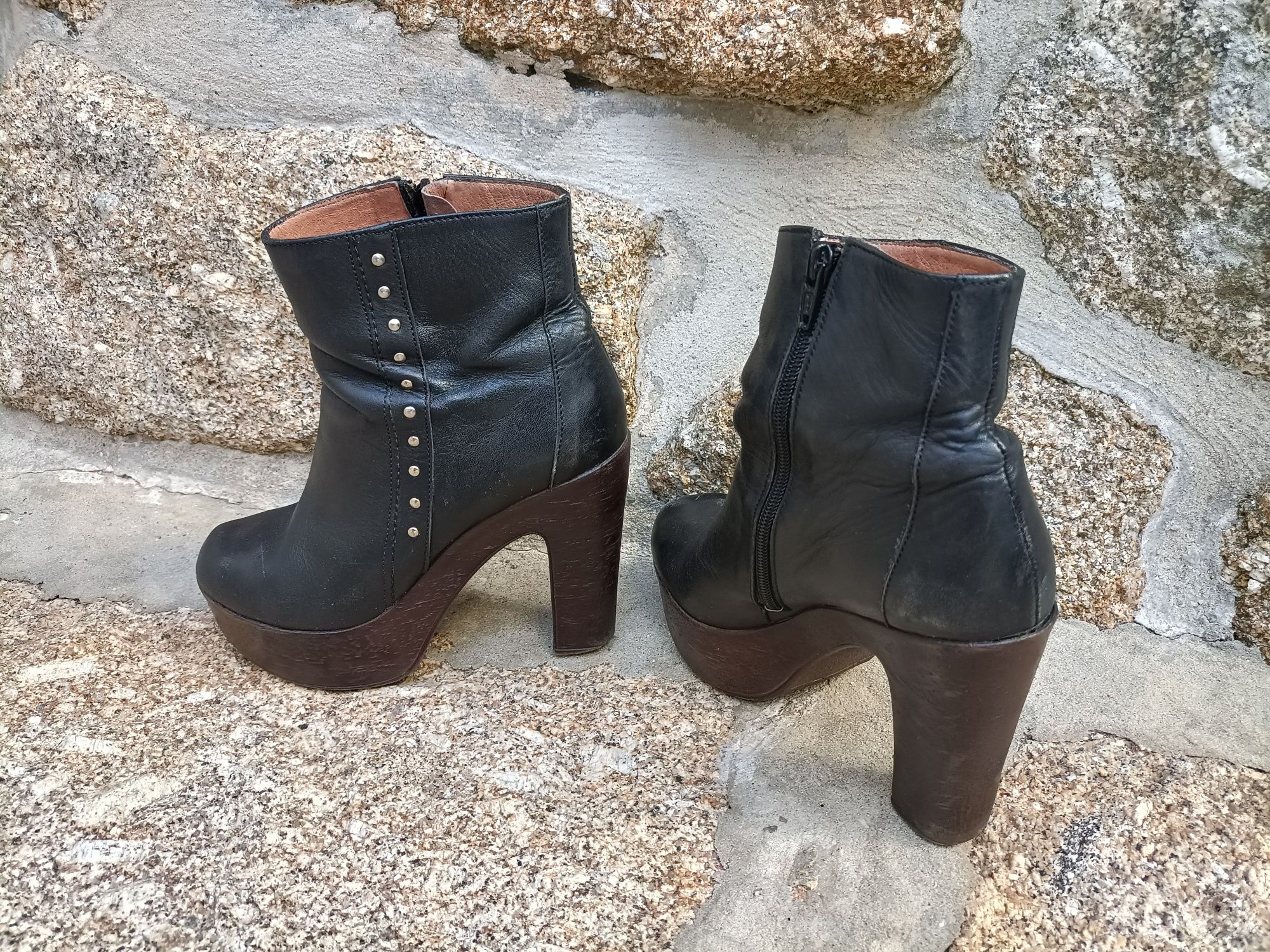 Botas  de senhora em pele genuína