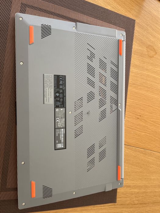 Asus Vivobook Go OLED