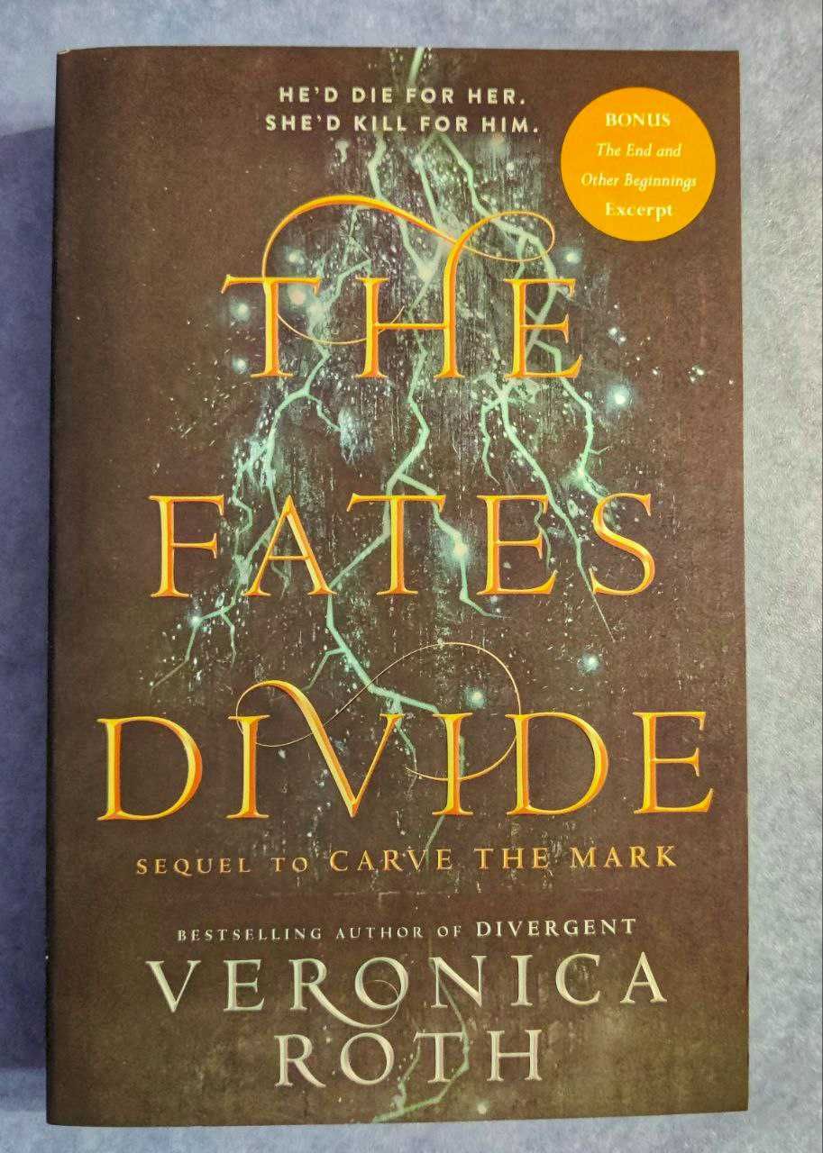 Carve the Mark + The Fates Divide Veronica Roth