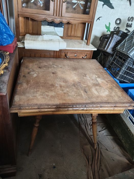 Mesa de cozinha antiga