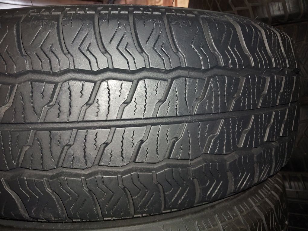 215/65/16C 4sztuki bus całoroczne Maxxis van smart A/S AL2