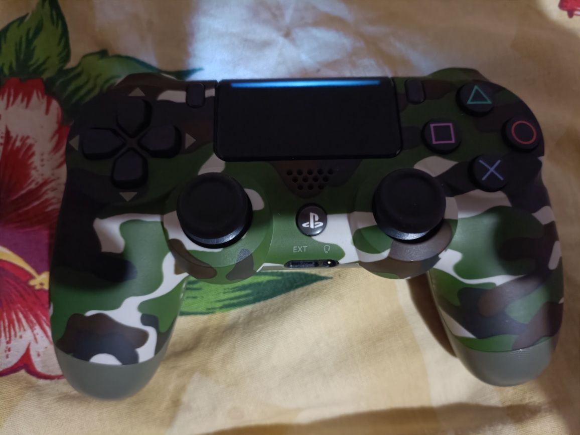 Геймпад Dualshock 4 хаки