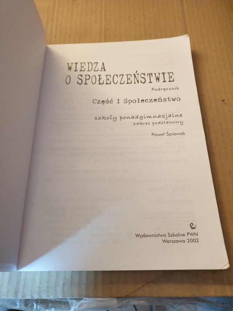 wiedza o społeczeństwie  wos - Śpiewak