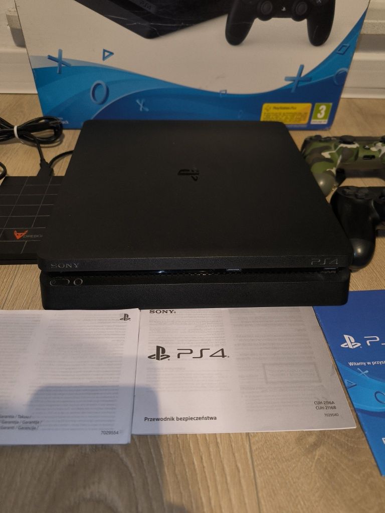 Sony PlayStation 4 500gb ps4 FIFA 19 2 pady zewnętrzny dysk