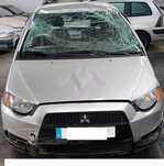 Mitsubishi Colt CZ3 de 2011 disponível para peças
