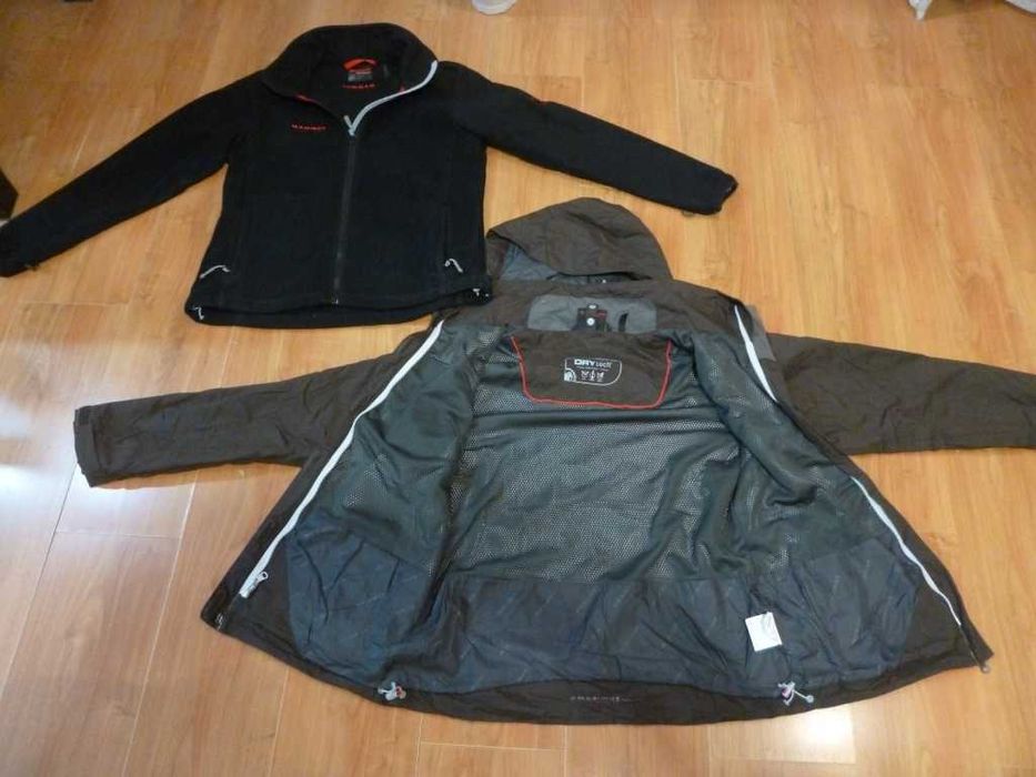 Женская куртка mammut.