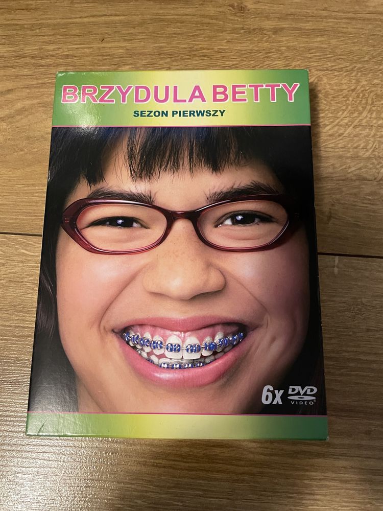 Serial Brzydula Betty Pierwszy sezon