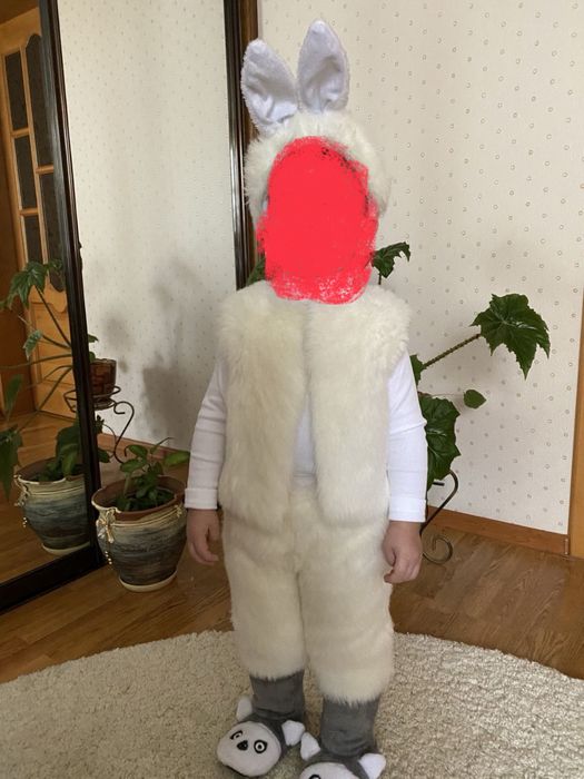 Костюм зайчика на 2/3 роки