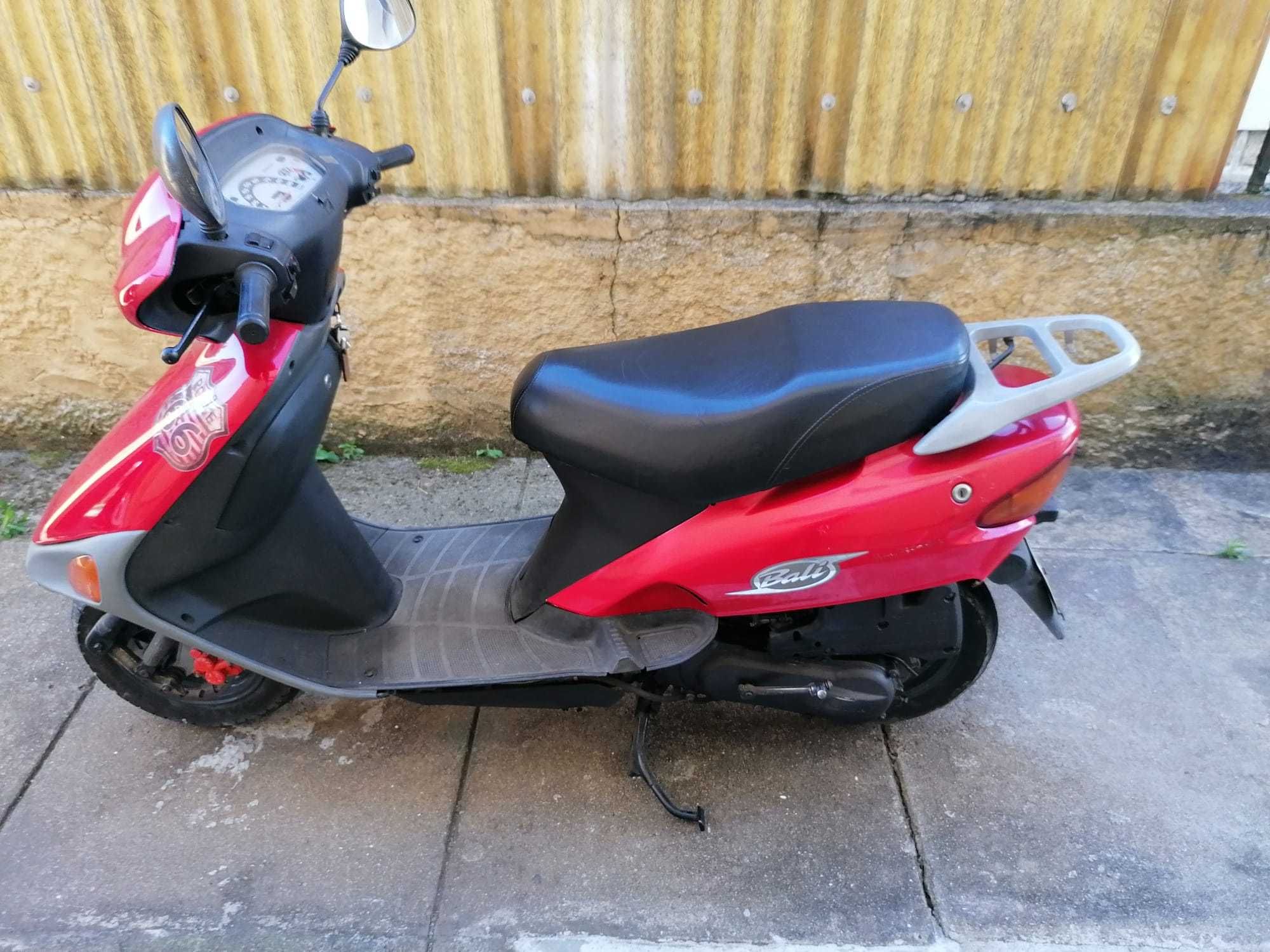 Vendo scooter Honda Bali 50 c.c.