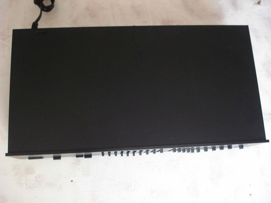 Еквалайзер "Yamaha" EQ-70, EQ-330