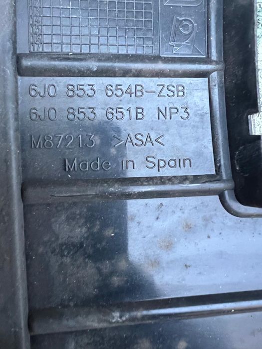 Grelha Seat Ibiza 6J