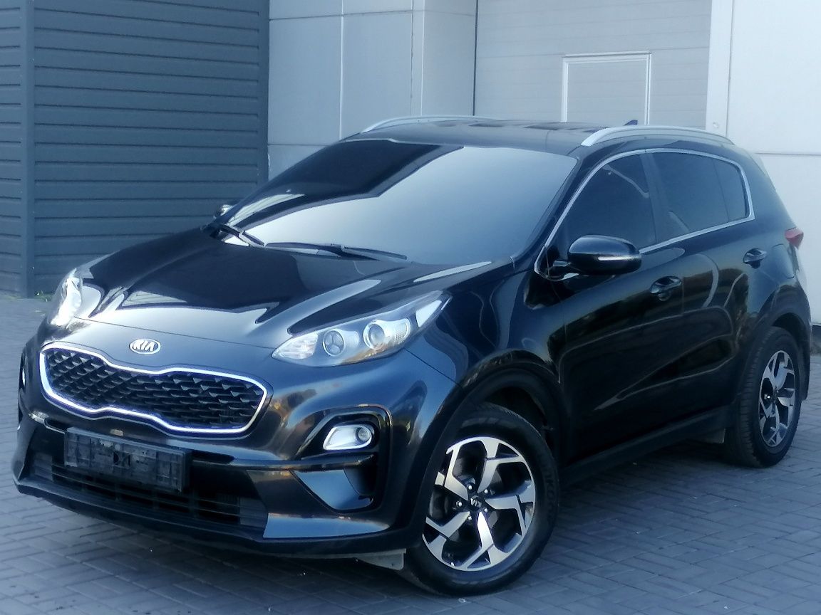 Продам свій офіційний Kia Sportage