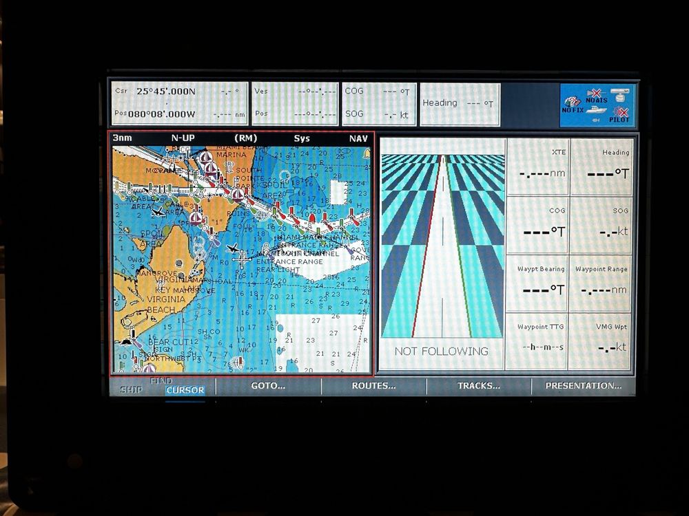 Raymarine C90w Chartplotter