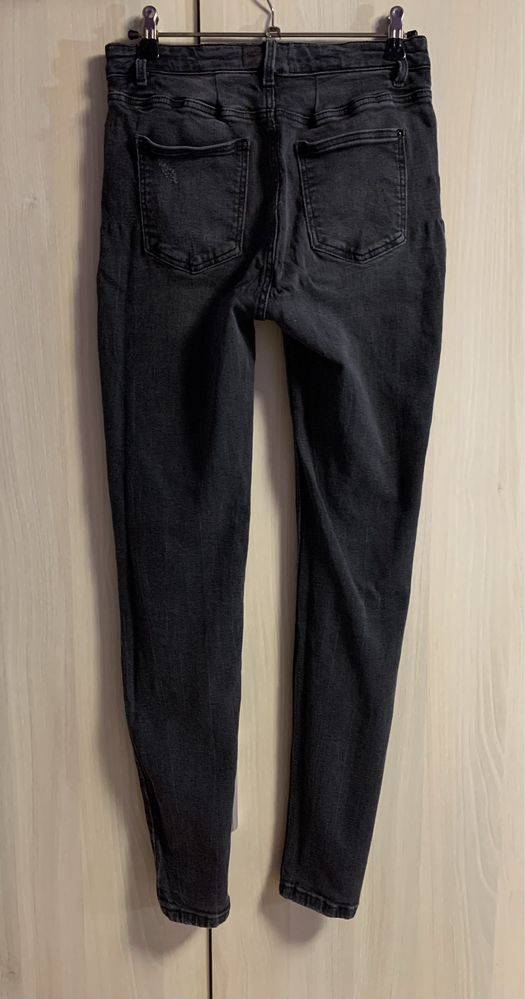 Spodnie jeans stretch rozmiar S Mohito