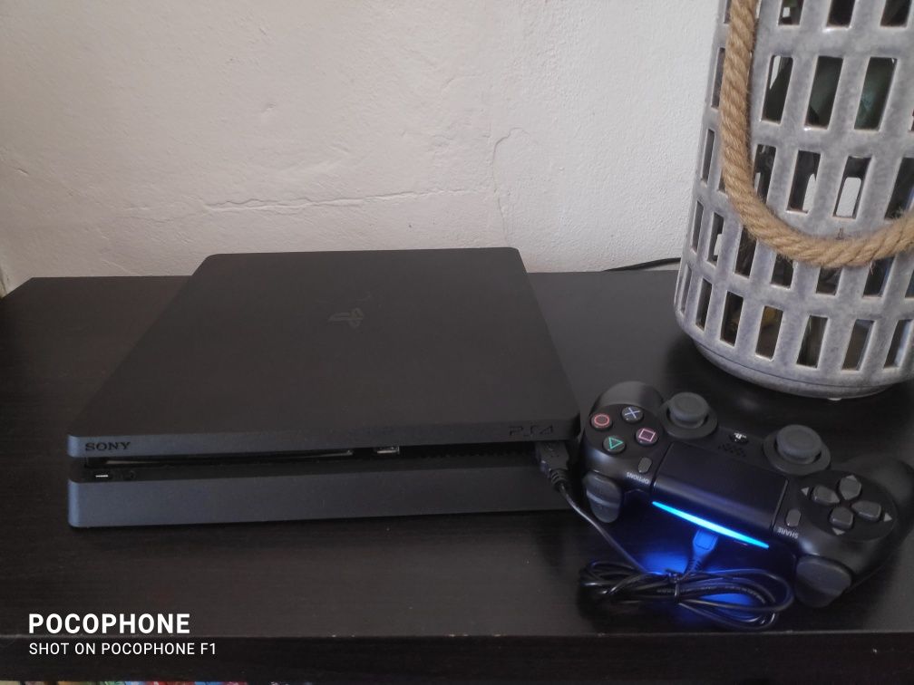 PlayStation 4 Slim Auto- D3sbloqu3io (ler descrição)