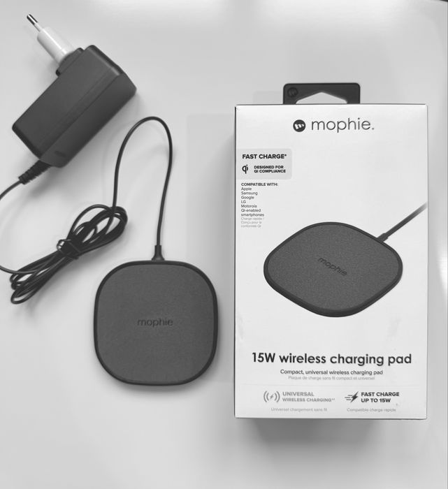 Бездротовий зарядний пристрій Mophie Wireless Charging Pad Black 15w