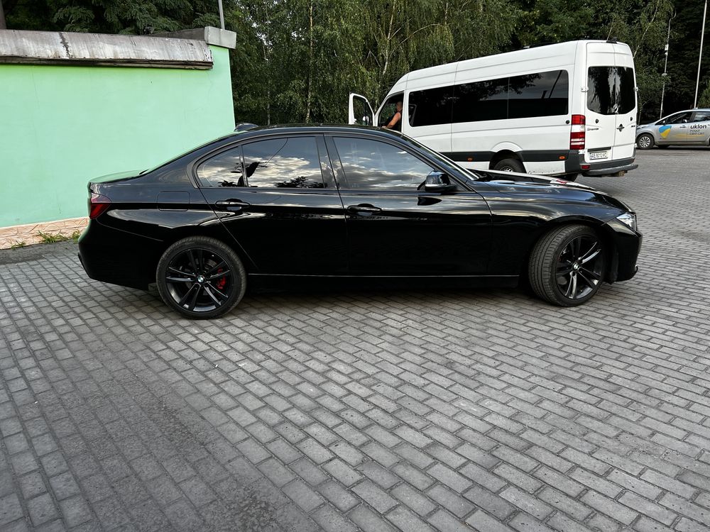 Продам BMW 330e плагин гибрид