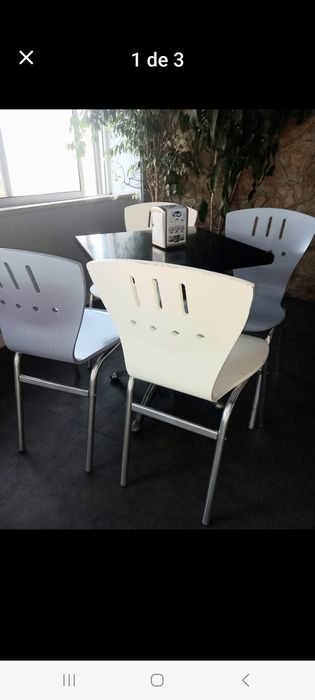 Vendo mesas e cadeiras de pastelaria em bom estado.