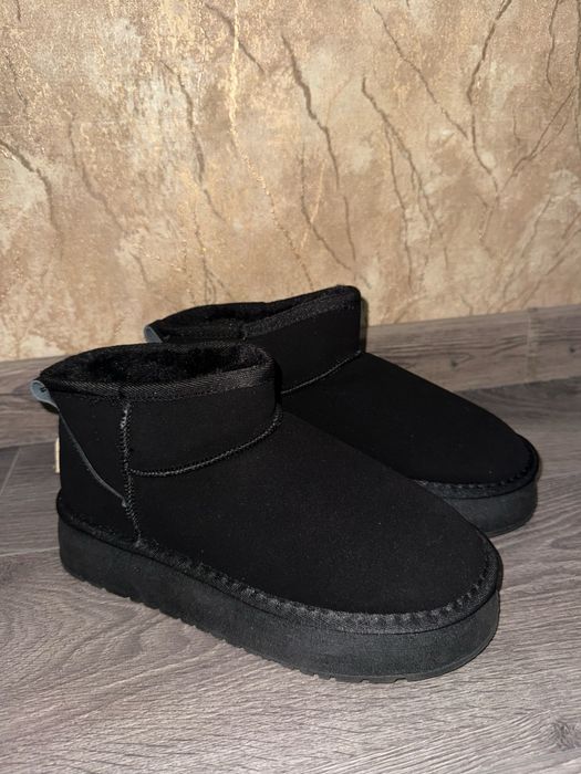 Нові Угги 39 розмір , екозамша