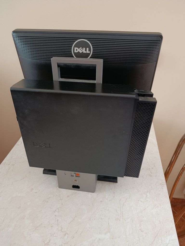 Dell Optiplex i3 3.3 GHz 8 GB RAM All in one