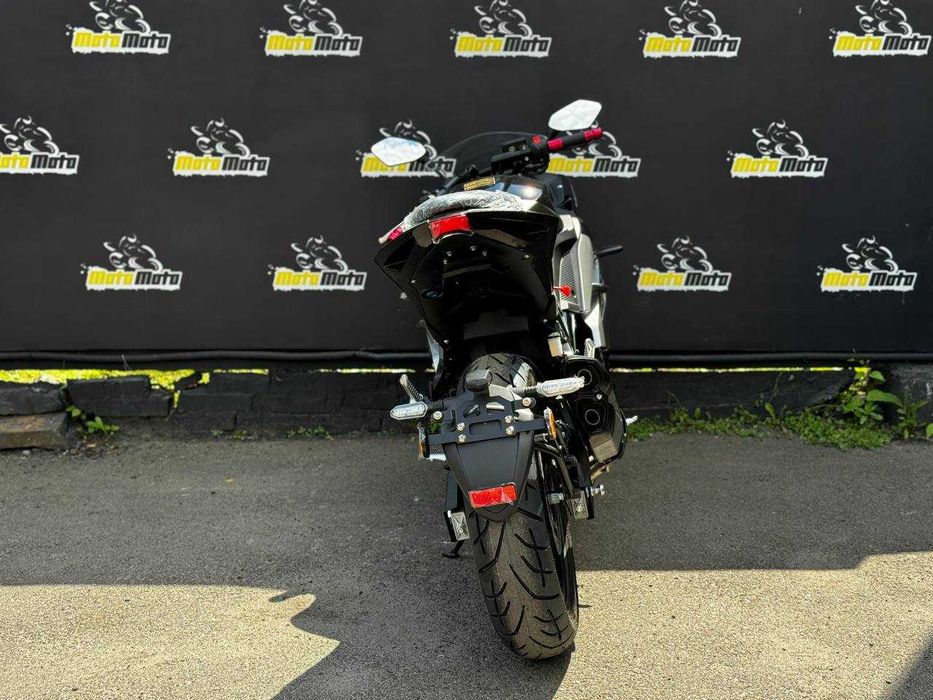 Мотоцикл ML 300 CBR