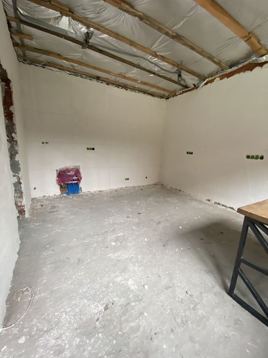 Продаж таунхауса з частковим ремонтом, Чайка