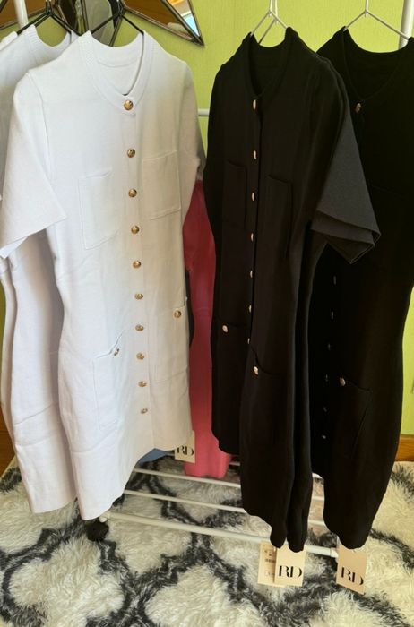 Promoção de Mine vestido de malha feminino, nos tamanhos S,M,L.