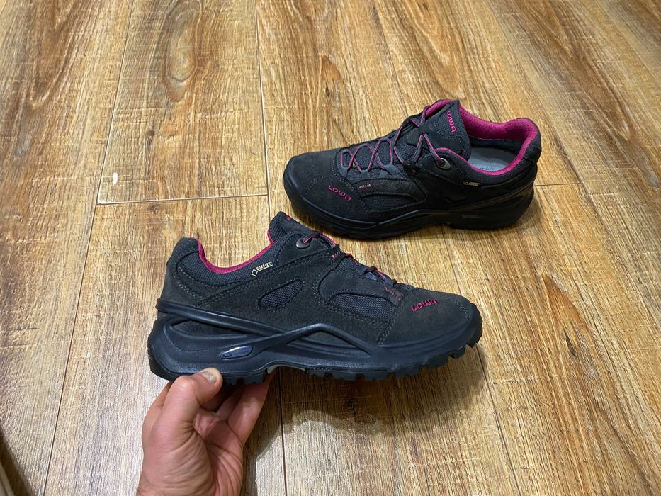 Lowa GoreTex кроссовки полуботинки черевики демисезон оригинал р.41