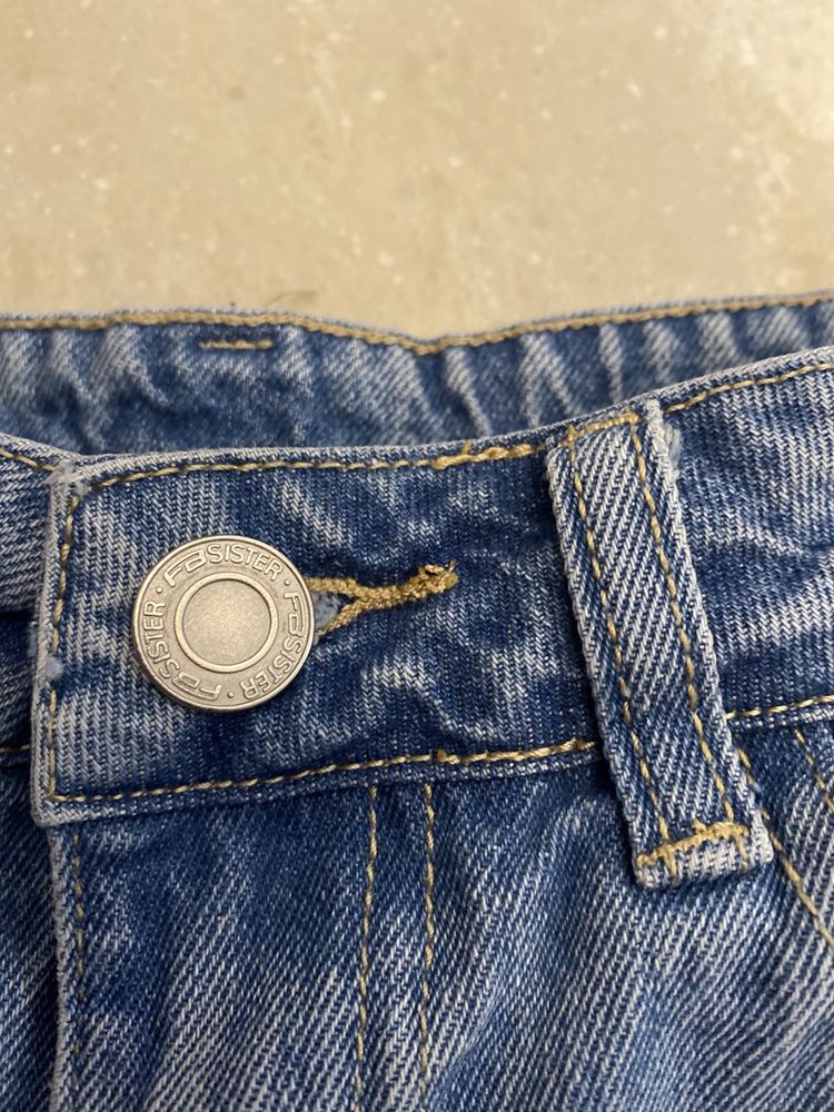 Damskie jeans, extra szerokie spodnie New Yorker  r. L/40 dziury