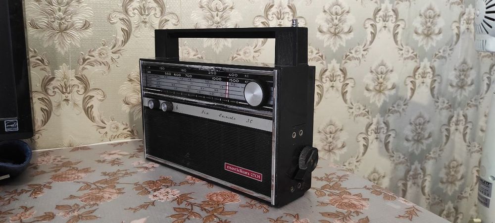 Радіоприймач "Мередіан 201"