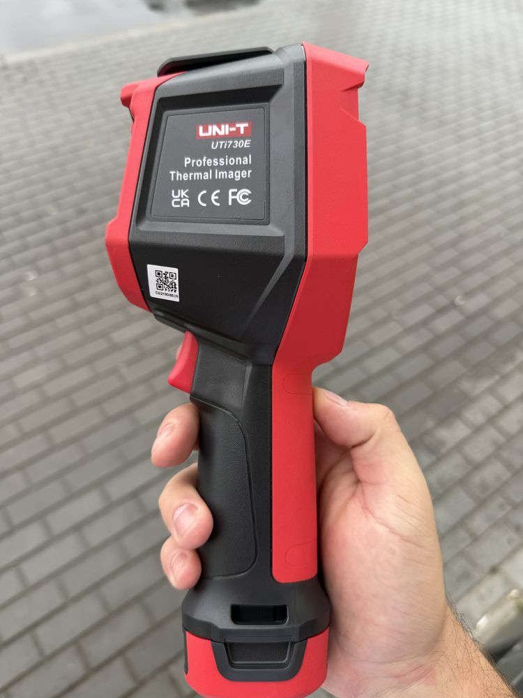 Kamera termowizyjna Uni-t UTi730E