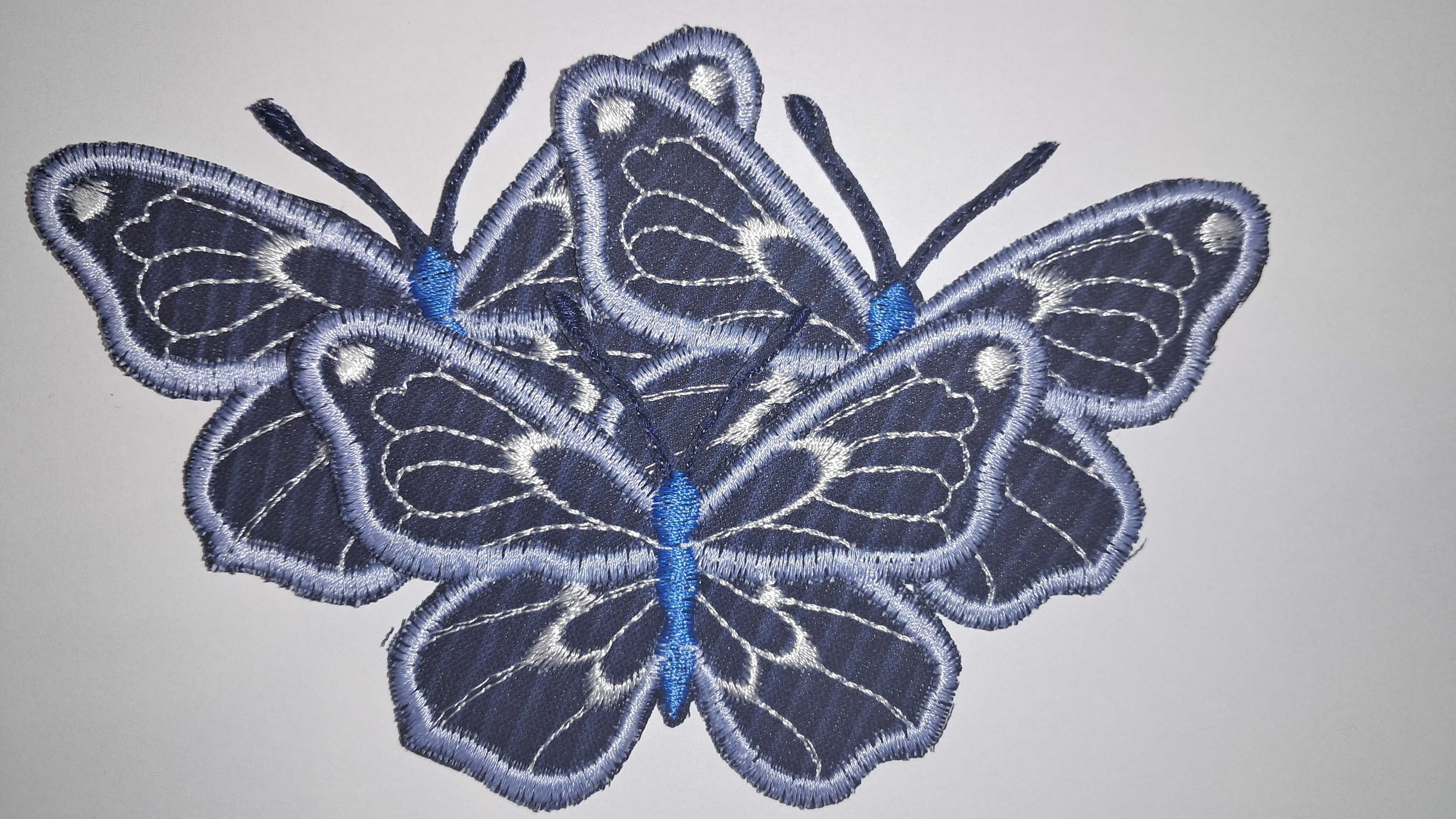 Naszywka na ubrania / ozdobna aplikacja - granatowy motyl