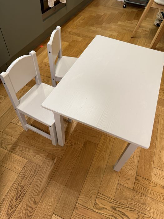 Ikea Sundvik stolik i 2 krzesełka