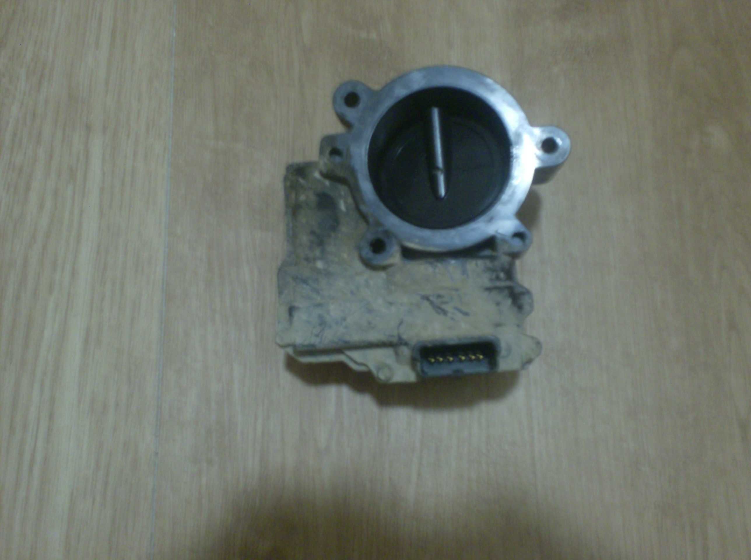 Borboleta peugeot 207