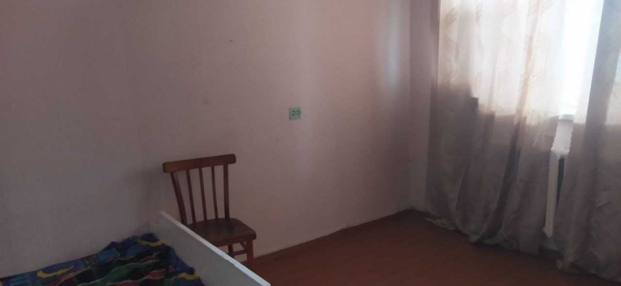 Продам 2х-кімнатну квартиру в Кагарлику (р-н "Радгосп")!