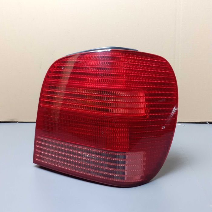 Lampa tylna VW Polo 6N2