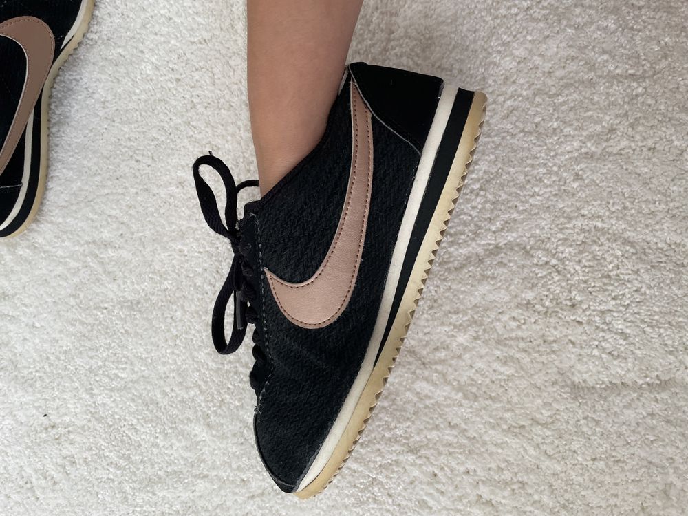 Buty Nike Cortez Wmns 36 22.5cm 35.5 czarne różowe złoto