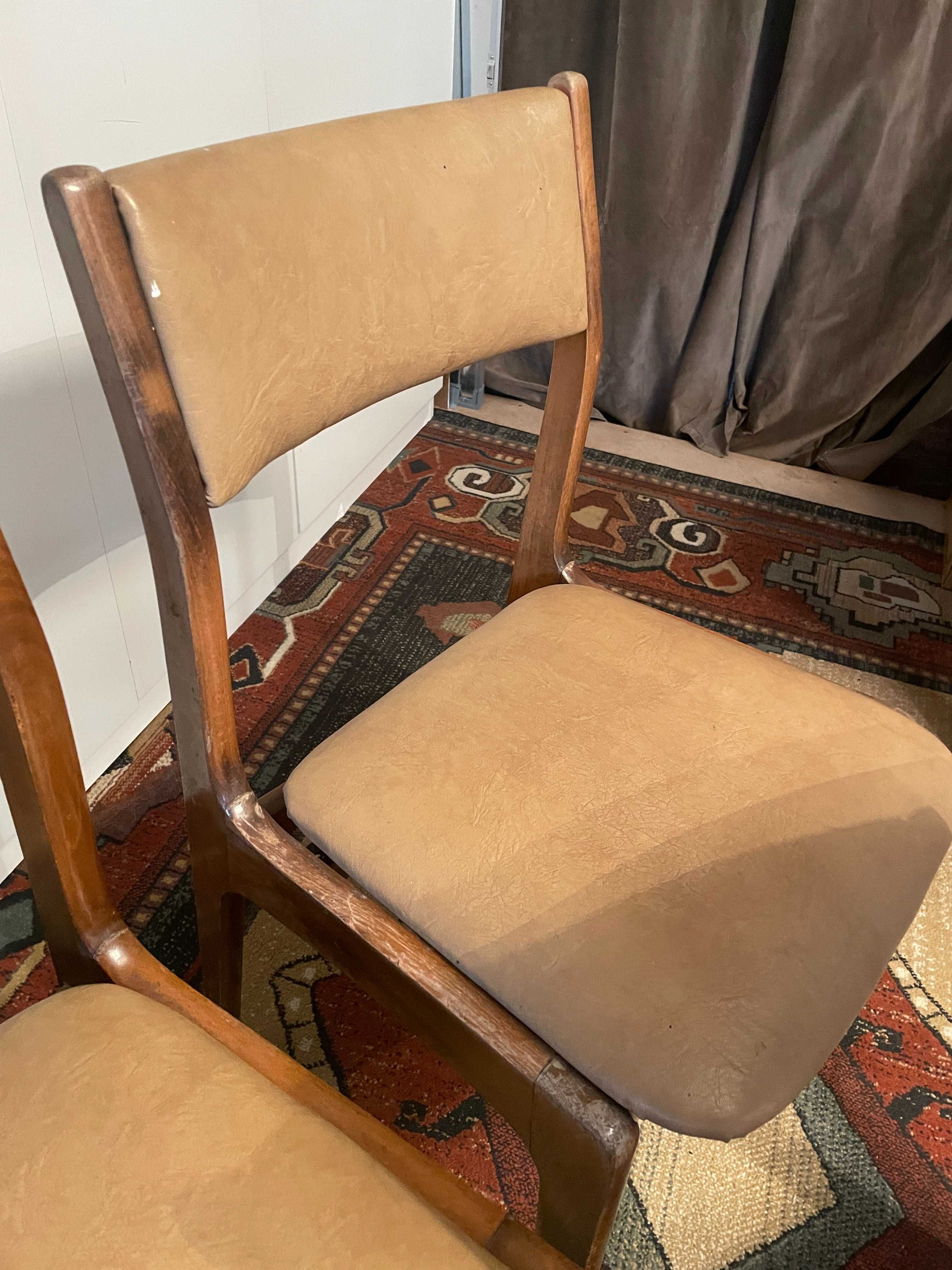 Krzesła z lat 70 do renowacji