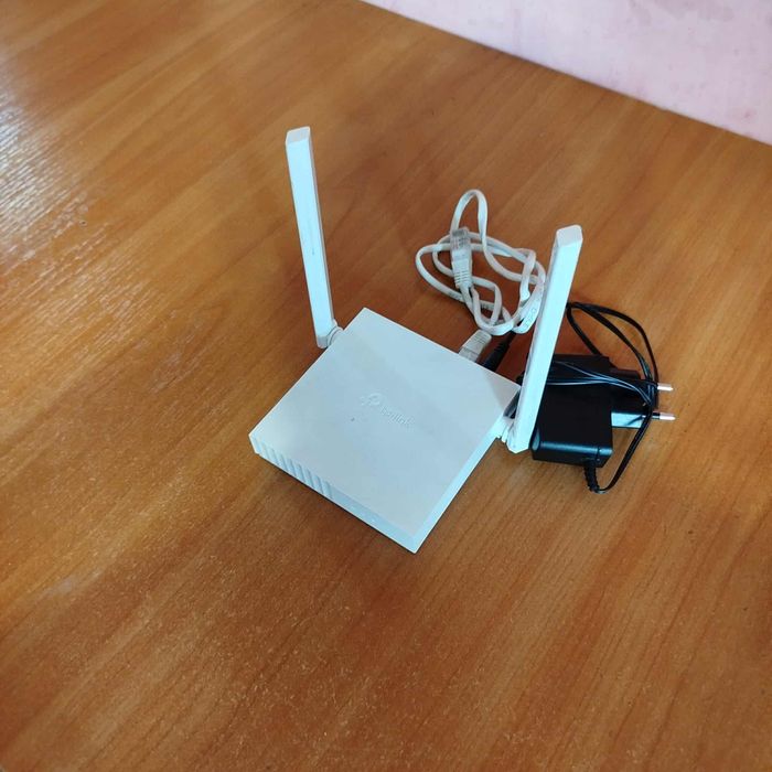 Роутер tp-link-tlwr820n новій троещина