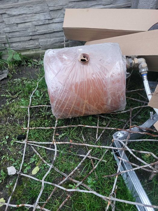 Naczynie wyruwnawcze do centralnego