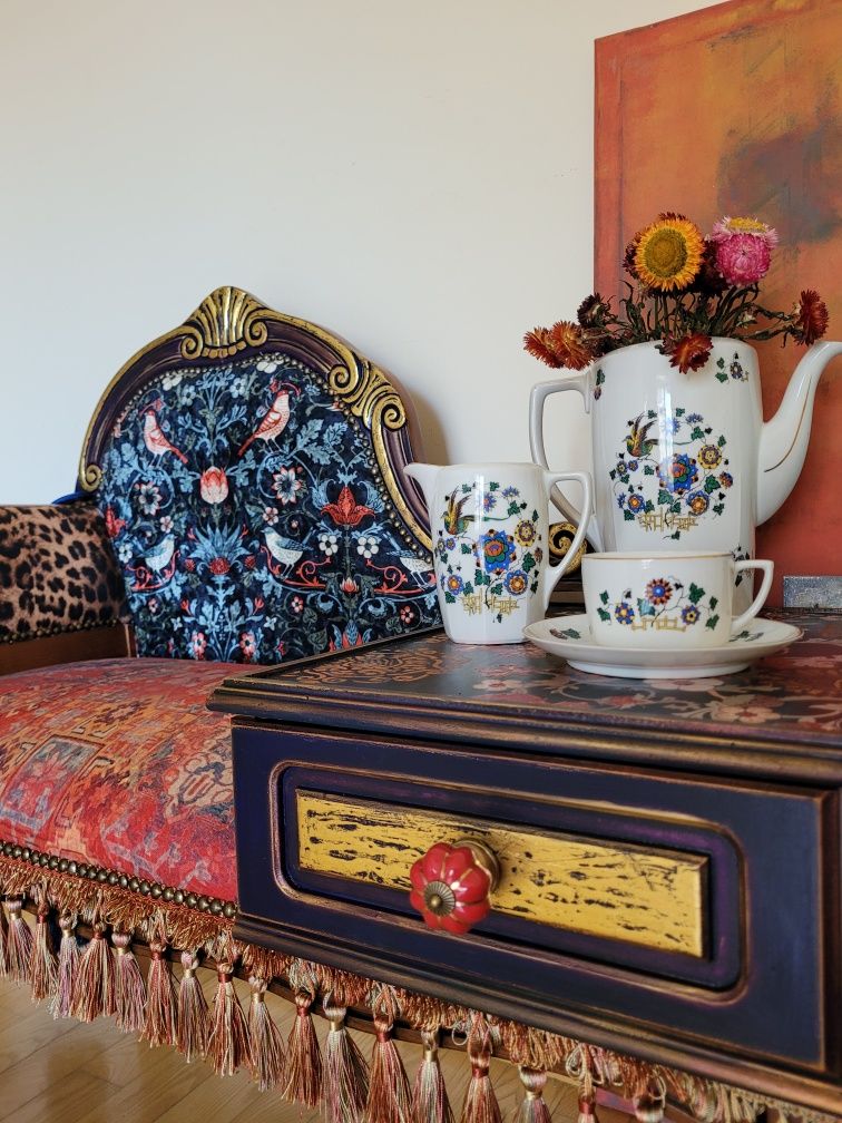 Antyczna sofka-Kanapa w stylu Ludwik