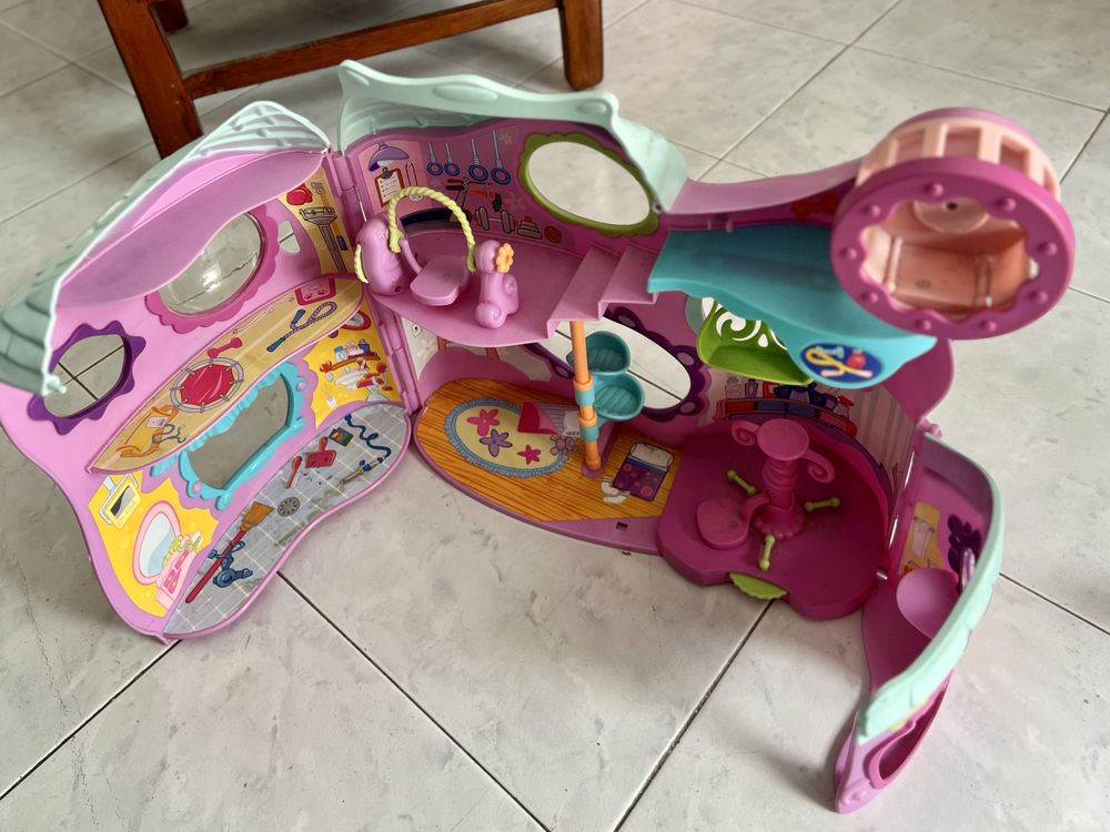 Littlest pet shop Tail Waggin Fitness Club