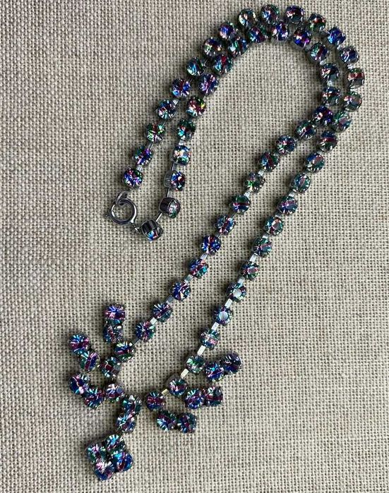 Ирисовое стекло. Ожерелье.