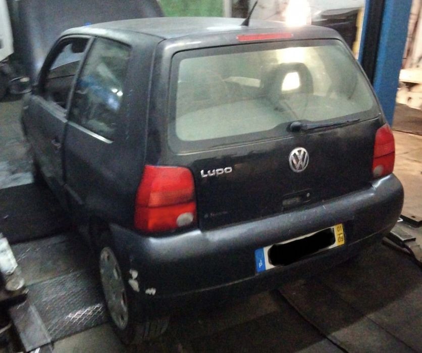 Vw Lupo 1.0 MPI de 2001 disponível para peças PEGAS VENDIDAS