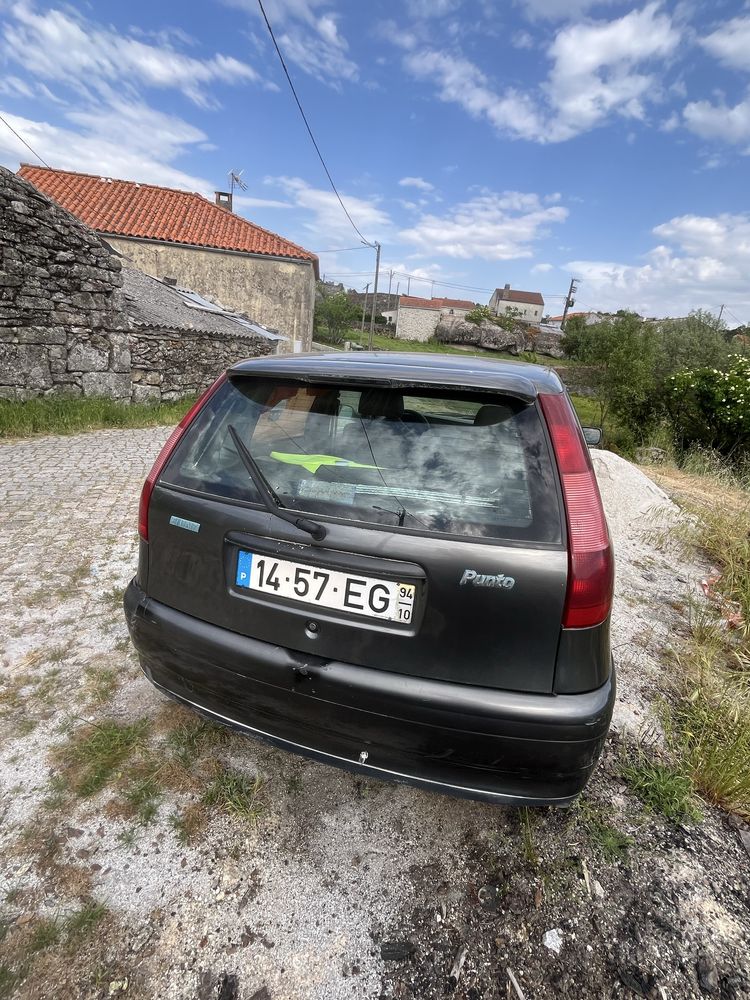 Fiat punto a andar
